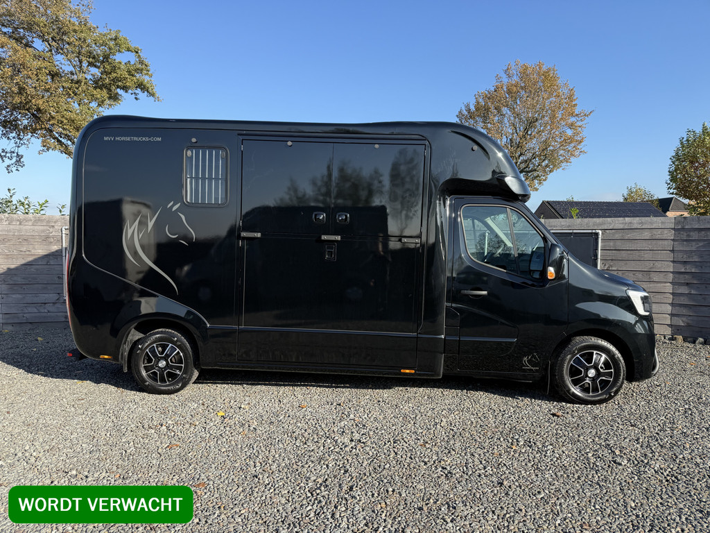 Renault Master | HORSETRUCK | KRISMAR | STALLION 3XL
