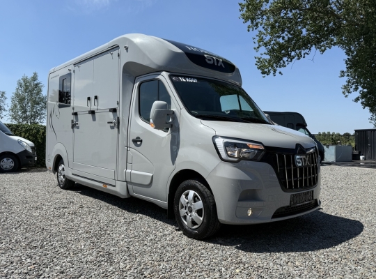 RENAULT&nbsp;STX STALLION 3XL
