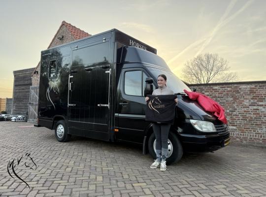 MERCEDES TVW

