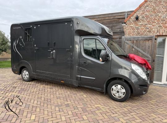 RENAULT MASTER STX
