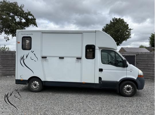RENAULT PARAGAN 5
