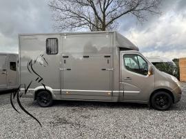 RENAULT&nbsp;TVW STALLION 2XL
