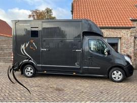 RENAULT&nbsp;ROELOFSEN STALLION 3
