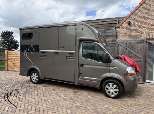 RENAULT MASTER NUYTS
