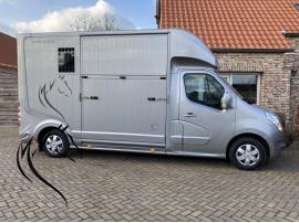 RENAULT ROELOFSEN STALLION 3
