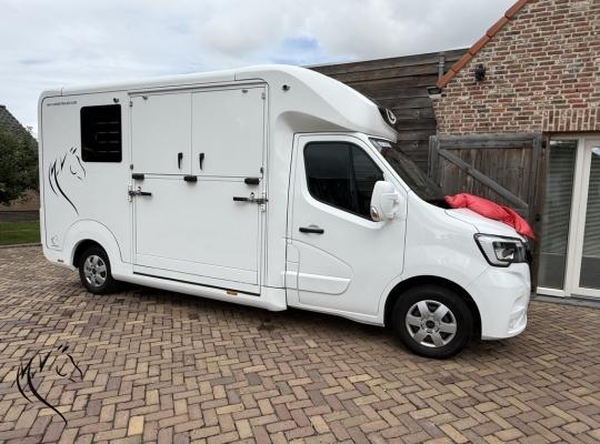 RENAULT MASTER STX
