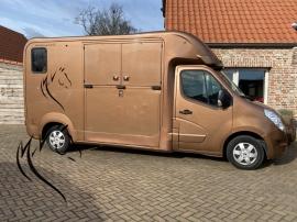 RENAULT&nbsp;KRISMAR STALLION 3
