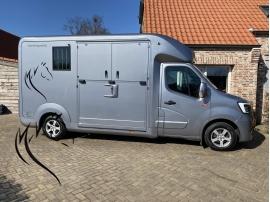 RENAULT 2.3L STX CLASSIC 3
