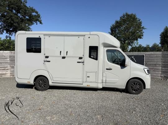 RENAULT MASTER STX
