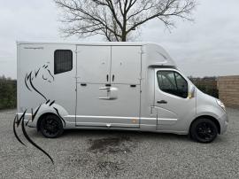 RENAULT&nbsp;2.3L MTM&nbsp;STALLION 3XL
