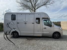 RENAULT&nbsp;KRISMAR STALLION 5XL
