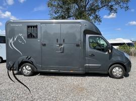 RENAULT MASTER&nbsp;STX STALLION 3
