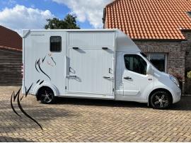 RENAULT MASTER COMPETITION&nbsp;3
