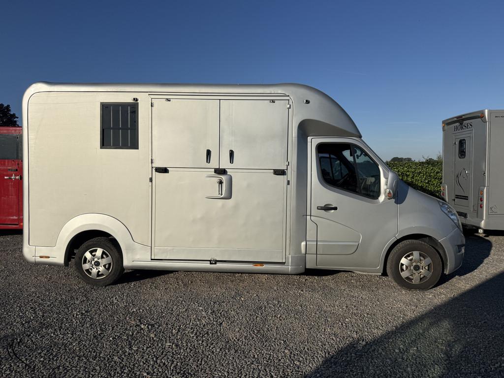 rooms-img