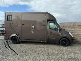 RENAULT 2.3L&nbsp;STALLION 3XL
