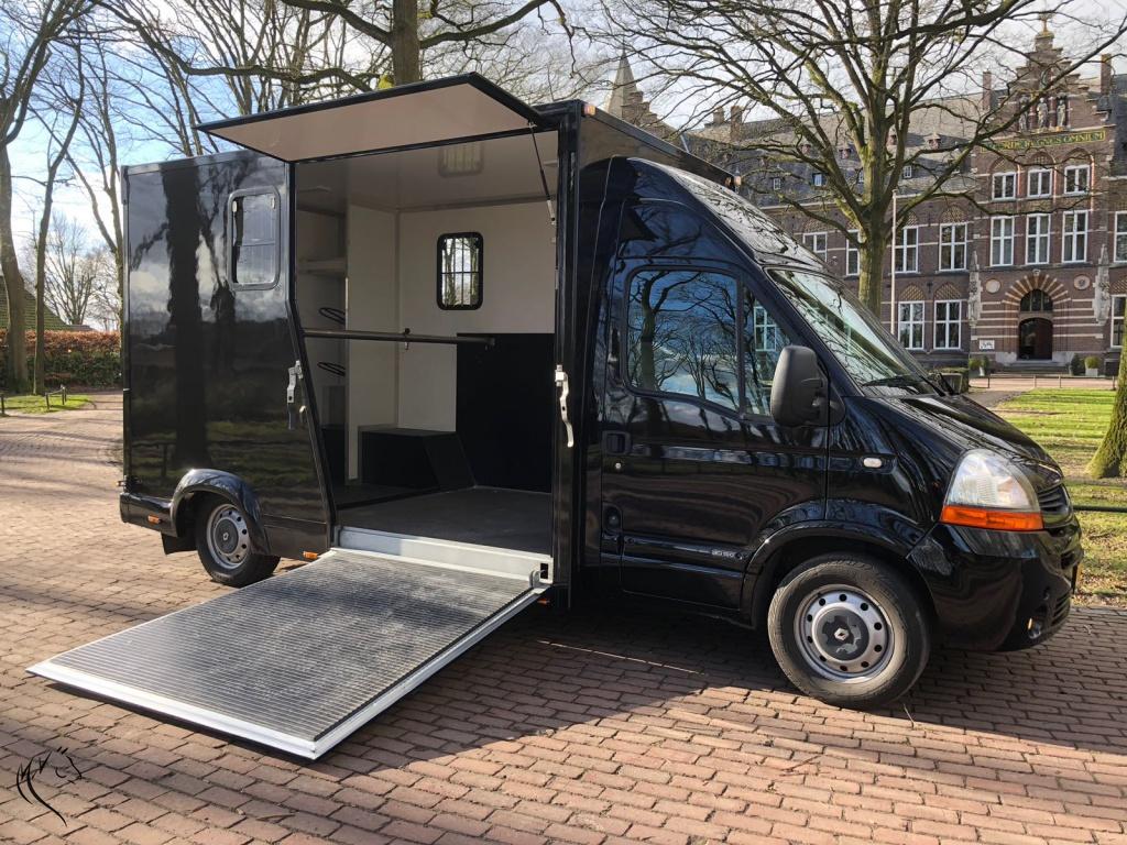 Renault master